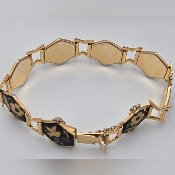 Vintage Gold Tone Damascene Bracelet Floral Bird Panels Safety Chain - Picture 9 of 17